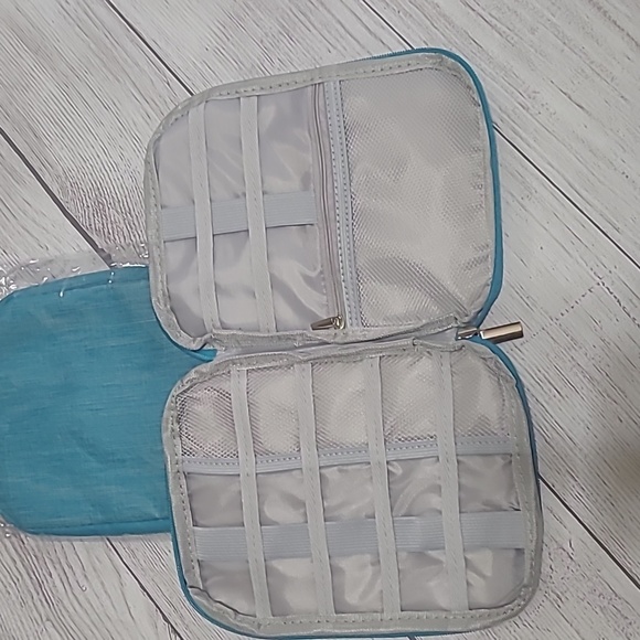 Watch band cases - Picture 2 of 3